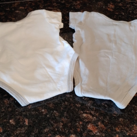 Set of 2 Hudson Baby car bodysuits 6-9 months - Picture 6 of 6